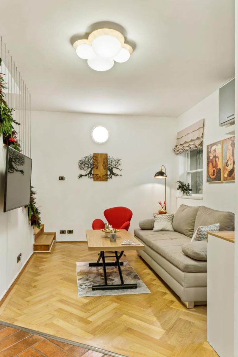 Casa De Povesti - Calea Victoriei Apartment Bucharest Exterior photo